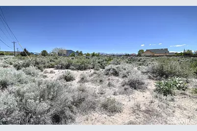 1521 Stephanie, Minden, NV 89423 - Photo 1