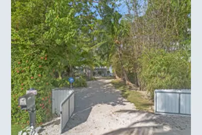 356 Buttonwood Shores Drive, Key Largo, FL 33037 - Photo 13