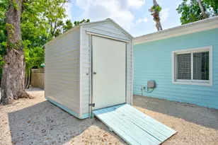 101 Poinsetta Dr, Key Largo, FL 33037 - Photo 7