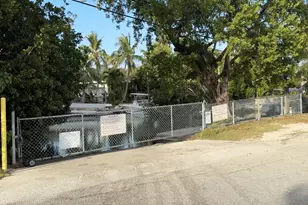 81 John Silver Dr, Key Largo, FL 33037 - Photo 25