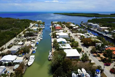 8 S Exuma Road, Key Largo, FL 33037 - Photo 7