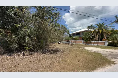 8 S Exuma Road, Key Largo, FL 33037 - Photo 9