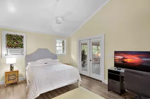 71 N Bay Harbor Dr, Key Largo, FL 33037 - Photo 17