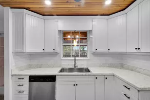 71 N Bay Harbor Dr, Key Largo, FL 33037 - Photo 15