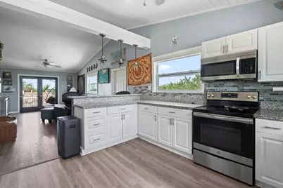 3746 Park Avenue, Big Pine, FL 33043 - Photo 23