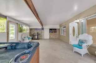 335 Sound Dr, Key Largo, FL 33037 - Photo 1