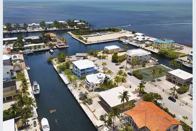 184 Bahama Avenue, Key Largo, FL 33037 - Photo 1
