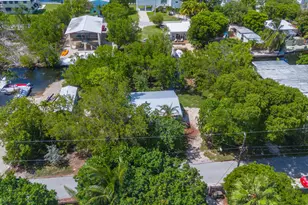 30881 Witters Ln, Big Pine, FL 33043 - Photo 35