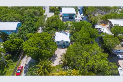 30881 Witters Lane, Big Pine, FL 33043 - Photo 3