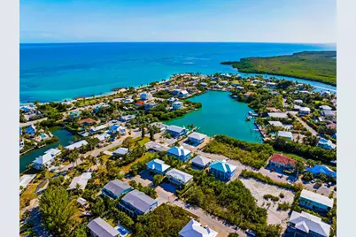 518 Avenida Primiceria, Marathon, FL 33050 - Photo 33