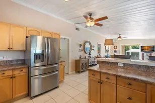 412 3rd St, Key Largo, FL 33037 - Photo 13