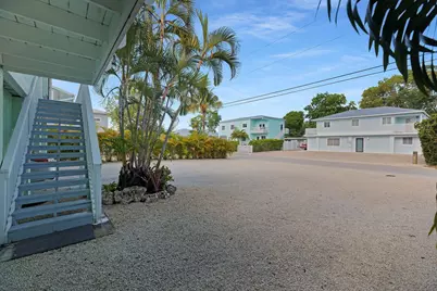 878 La Paloma Road, Key Largo, FL 33037 - Photo 25