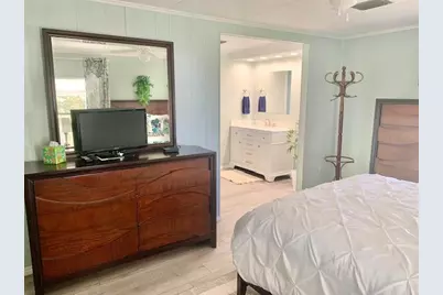 811 S Emerald Drive, Key Largo, FL 33037 - Photo 13