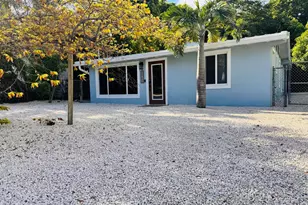 217 Gasparilla Dr, Key Largo, FL 33037 - Photo 3