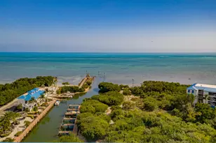 500 Burton Dr, Key Largo, FL 33070 - Photo 27