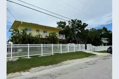 176 Lorelane  Place Place, Key Largo, FL 33037 - Photo 1