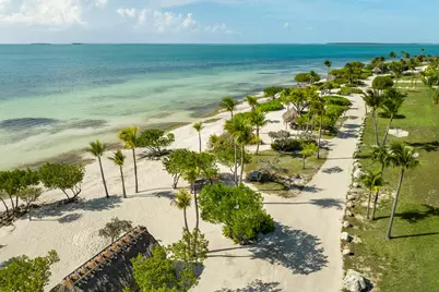 88 W Plaza Del Lago, Islamorada, FL 33036 - Photo 97