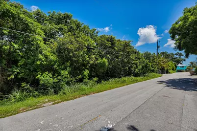  Lakeview and Poinciana Drive, Key Largo, FL 33037 - Photo 17