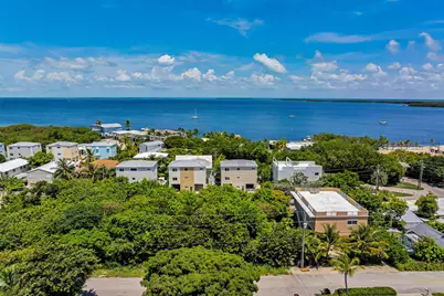  Lakeview and Poinciana Drive, Key Largo, FL 33037 - Photo 23
