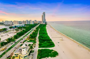 7904 West Dr, Other, FL 33140 - Photo 23