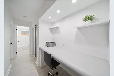 7904 West Drive #1016, Other, FL 33140 - Photo 11