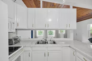 115 Fontaine Dr, Tavernier, FL 33070 - Photo 11