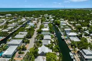 251 Pueblo St, Islamorada, FL 33070 - Photo 45