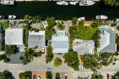 251 Pueblo Street, Islamorada, FL 33070 - Photo 3