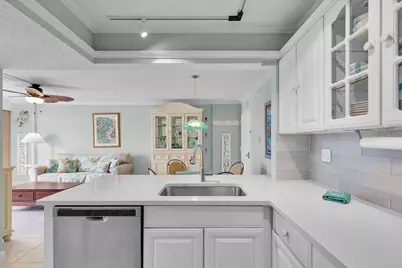 88500 Overseas Highway #411, Tavernier, FL 33070 - Photo 17