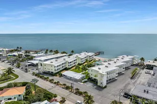 501 E Ocean Dr, Key Colony, FL 33051 - Photo 45