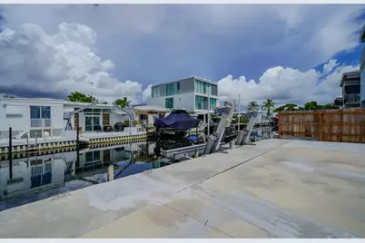 185 W Avenue A, Key Largo, FL 33037 - Photo 13