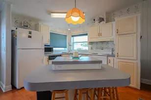 185 W Avenue A, Key Largo, FL 33037 - Photo 9