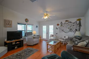 185 W Avenue A, Key Largo, FL 33037 - Photo 9