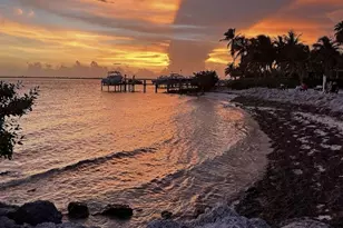 251 2nd St, Key Colony, FL 33051 - Photo 17