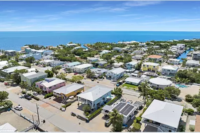 162 Marina Avenue, Key Largo, FL 33037 - Photo 3