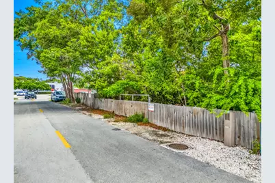 1032 Snapper Lane, Key Largo, FL 33037 - Photo 1