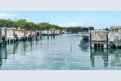 98202 Windward Avenue #Condo W/ 30 Ft Boat Slip, Key Largo, FL 33037 - Photo 19