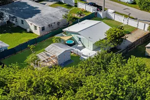 30170 Linda St, Big Pine, FL 33043 - Photo 25