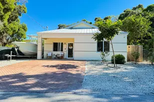 38 Coral Way, Key Largo, FL 33037 - Photo 1