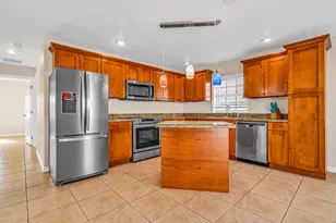 621 Santa Anita Ln, Key Largo, FL 33037 - Photo 3