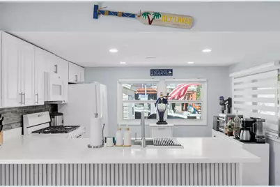 209 Buttonwood Avenue, Key Largo, FL 33037 - Photo 17