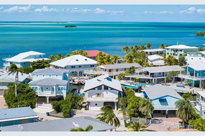 218 Aberdeen Court, Tavernier, FL 33070 - Photo 3