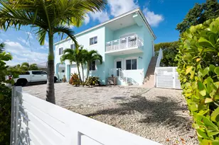 875 La Paloma Rd, Key Largo, FL 33037 - Photo 1