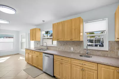 251 Azalea Street, Tavernier, FL 33070 - Photo 13