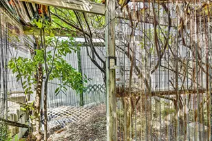 4 Shore Dr, Saddle Bunch, FL 33040 - Photo 17