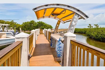 9871 Leeward Avenue, Key Largo, FL 33037 - Photo 35