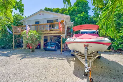 122 Ocean View Drive, Tavernier, FL 33070 - Photo 1