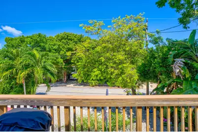 122 Ocean View Drive, Tavernier, FL 33070 - Photo 9