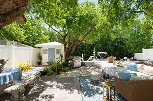 7 Barcelona Dr, Big Coppitt, FL 33040 - Photo 11