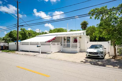 7 Barcelona Drive, Big Coppitt, FL 33040 - Photo 3